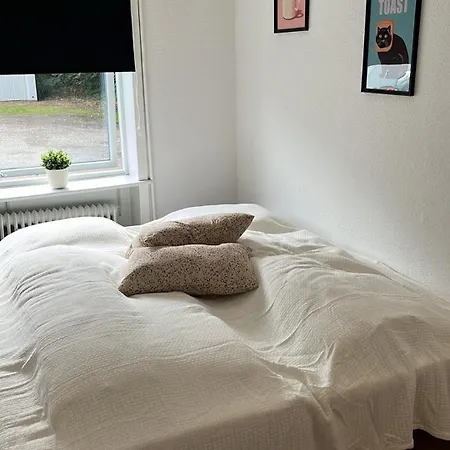 Mini 10 - Taet Pa Legoland Og Lego House Hostel *