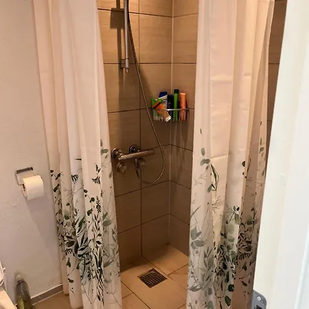 Mini 10 - Taet Pa Legoland Og Lego House Хостел Биллунн